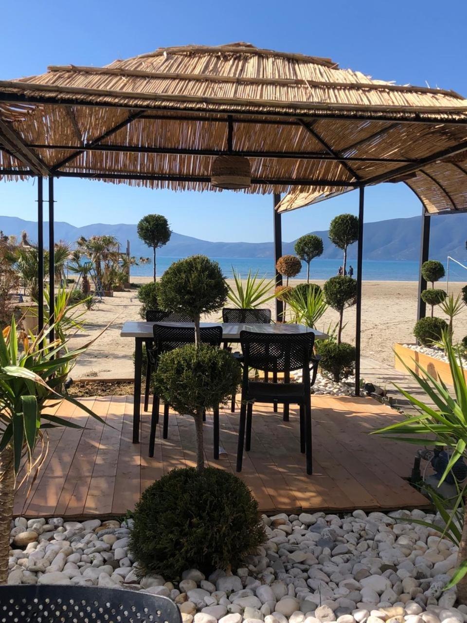 Soleil Apartment With Sunbed & Umbrella Vlore Exterior photo